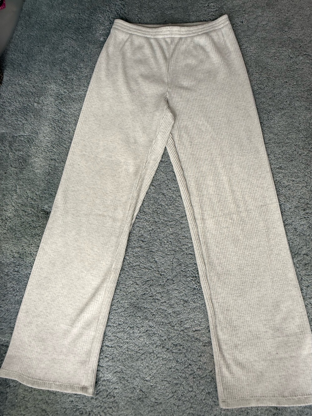 Aritzia The Group Women’s Ribbed Knit Sweatpants  in pale grey
